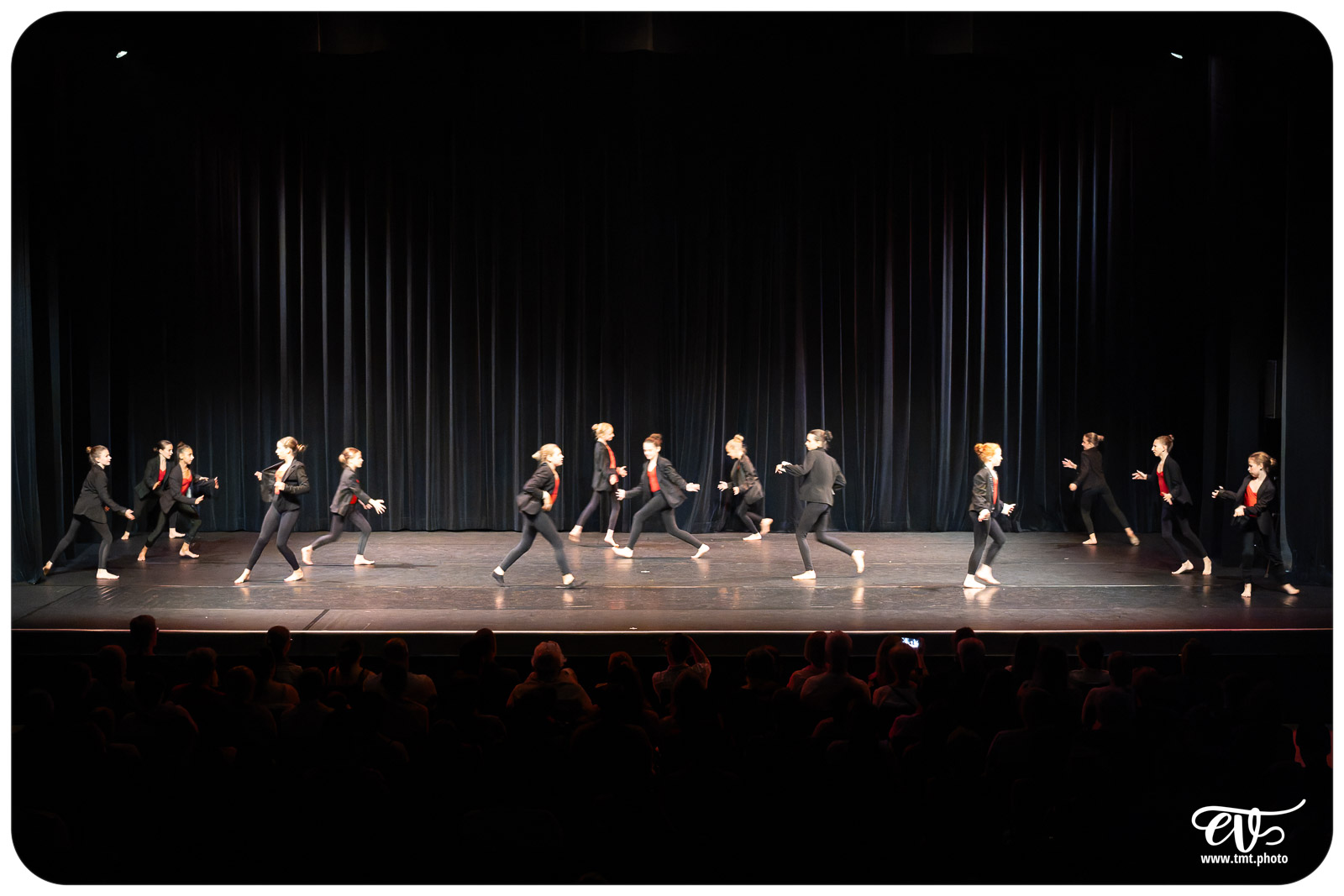 ECOLE DE DANSE CÉCILE ADAMOW